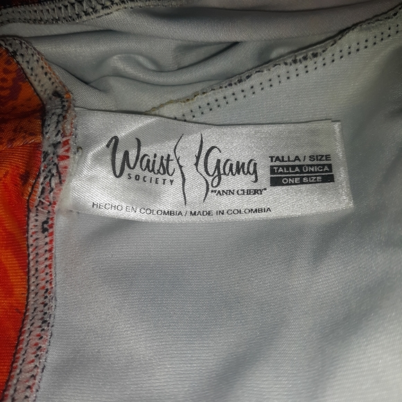 Waist Gang Society by Ann Chery Multicolor Animal Printed Leggings One Size - Picture 5 of 6